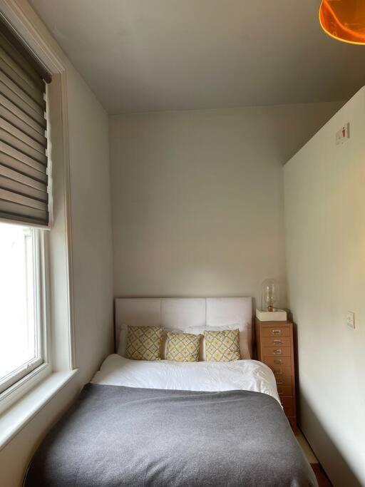 4 Quiet Compact Studio With Garden View - Best Location - Comfortable - Quiet Apartment Brighton Exterior photo